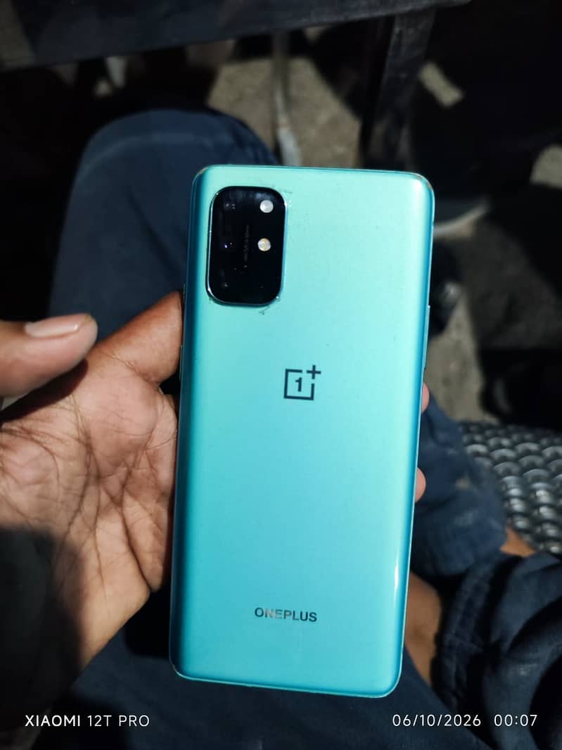 One Plus 8T 6