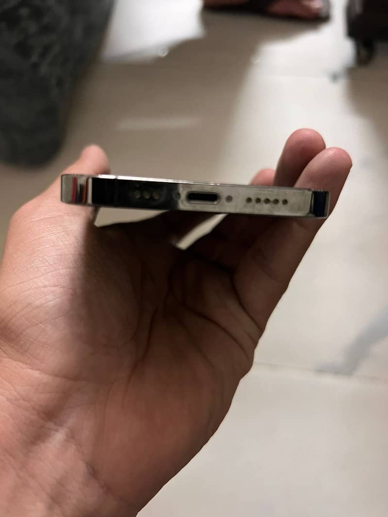 iPhone 12 Pro 2