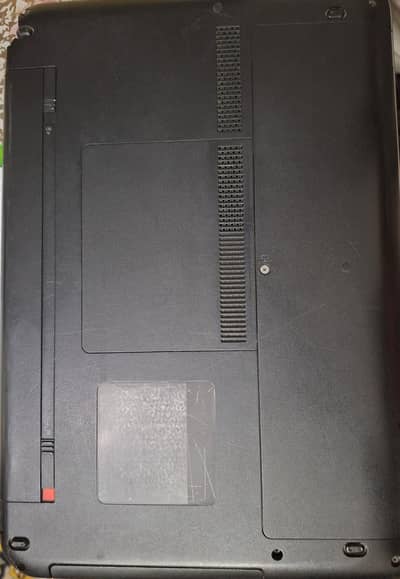 Used hp laptop i7 for sale. No hardware issue, minor body scratches,