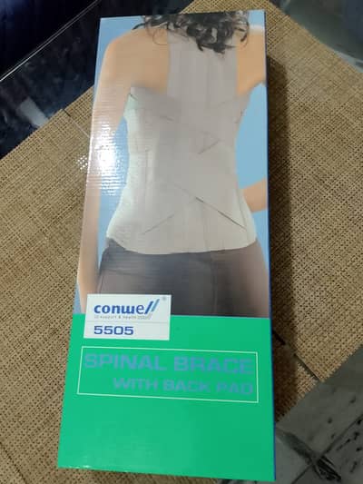 spinal brace belt with back pad