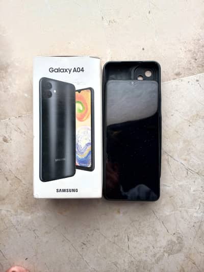 Samsung Mobile A04 urgent sell 0311 6654785