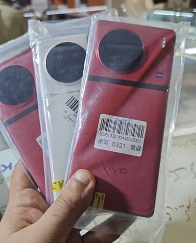 Vivo x90 s  8/256.12/256 non pta non active 4 month sim time