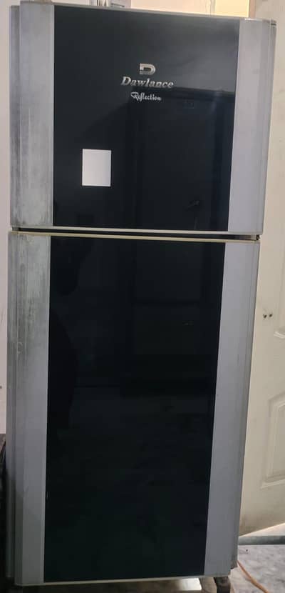 Dawalance fridge good running condition