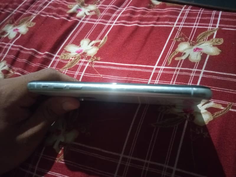 Apple iPhone X 1