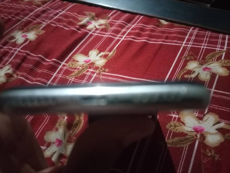 Apple iPhone X 5