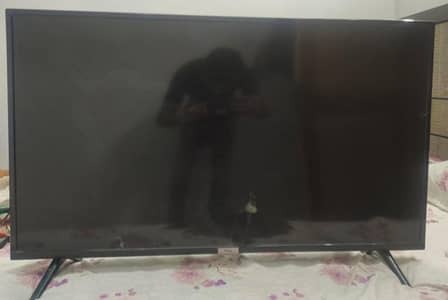 TCL SMART LED TV