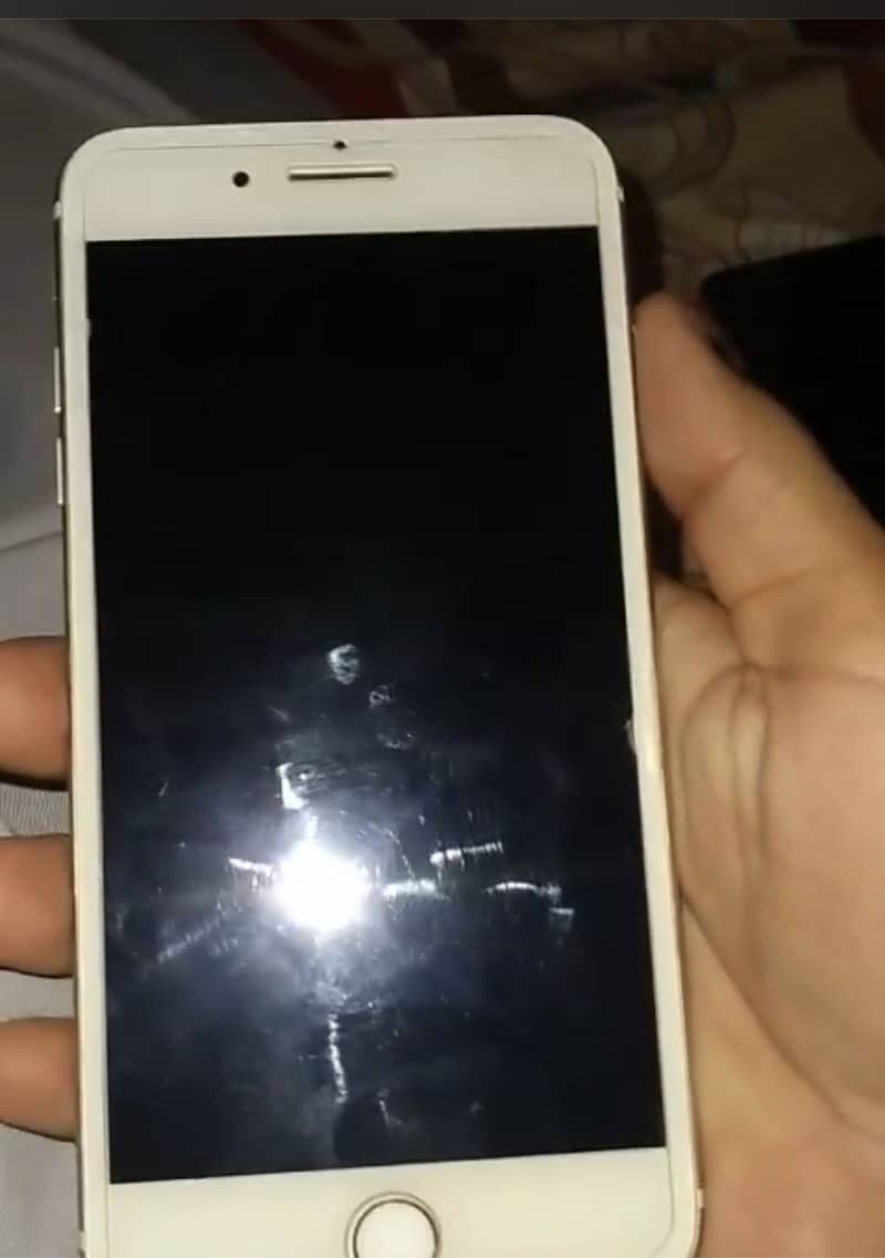 Apple iPhone 7 Plus 7