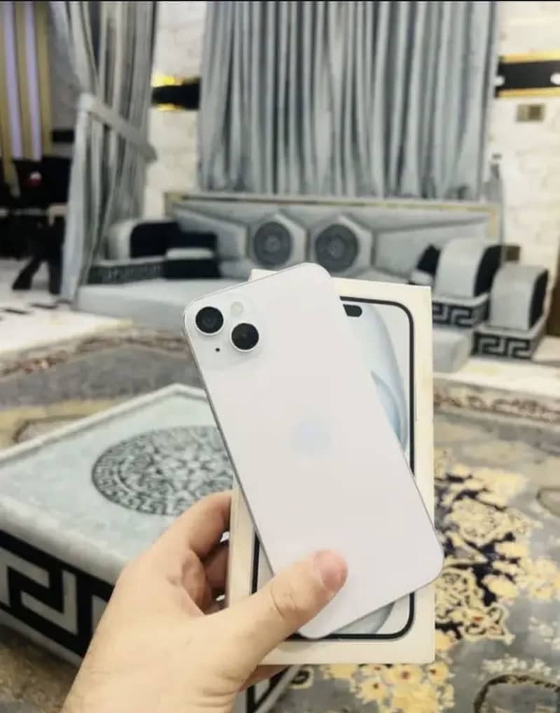 Apple iPhone 15 plus 1