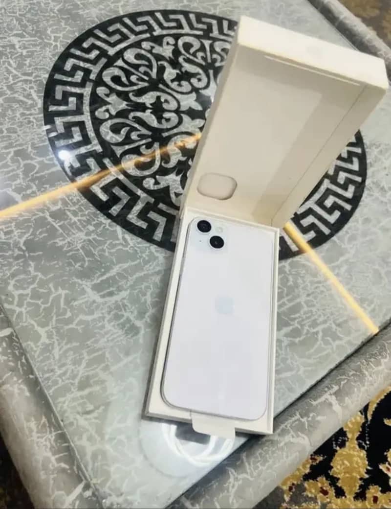 Apple iPhone 15 plus 7