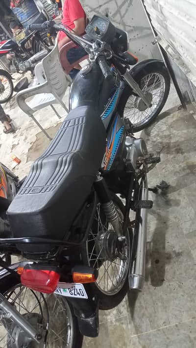 Unique 2020 model Karachi num good condition