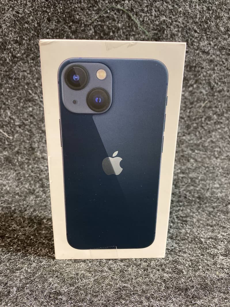 Apple iPhone 13 0