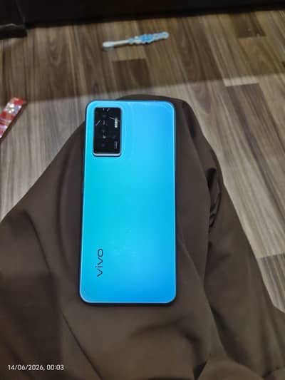 Vivo V23e