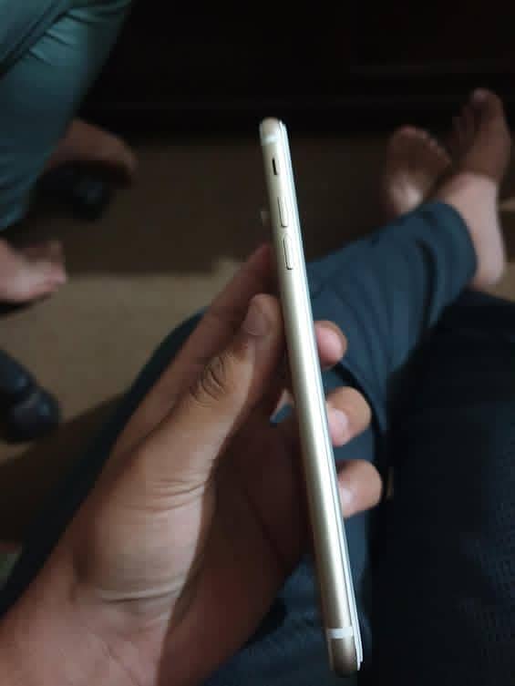 Apple iPhone 7 Plus 5