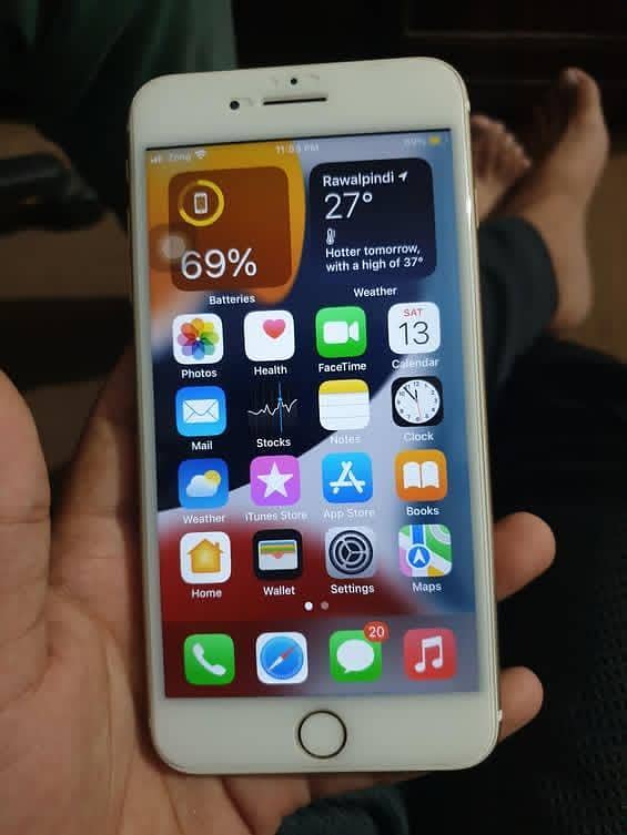 Apple iPhone 7 Plus 8