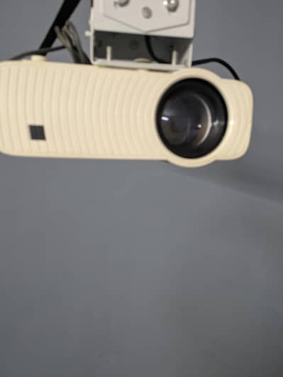 Android projector with HDMI