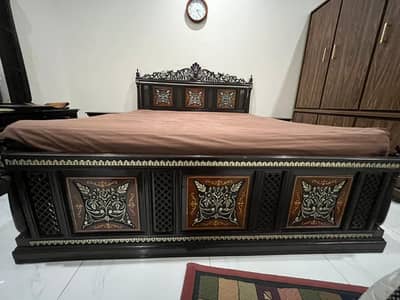Elegant Carved Bedroom Suite with Dressing Table & 2 Side Tables