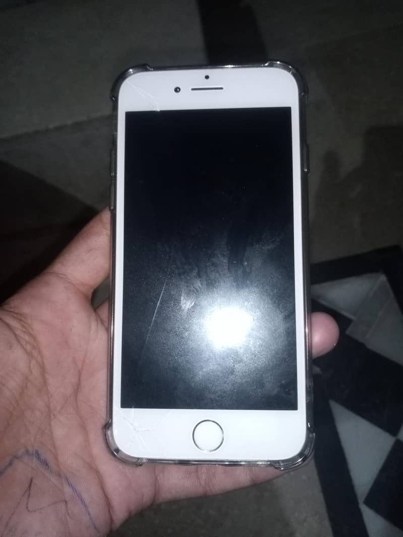 Apple iPhone 8 0