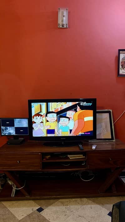 Samsung 40 Inch LCD TV HDMI Excellent Condition