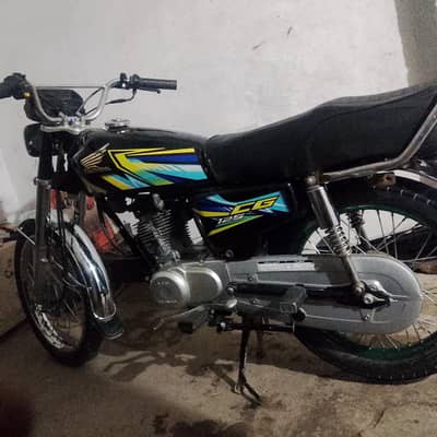 Honda 125 model 2016 colour black
