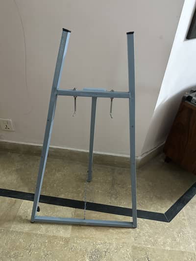 White board holder