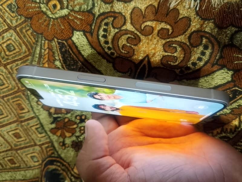 Apple iPhone 14 2