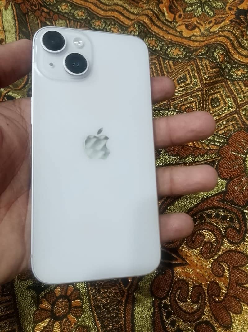 Apple iPhone 14 4