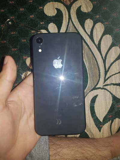 Apple iPhone XR