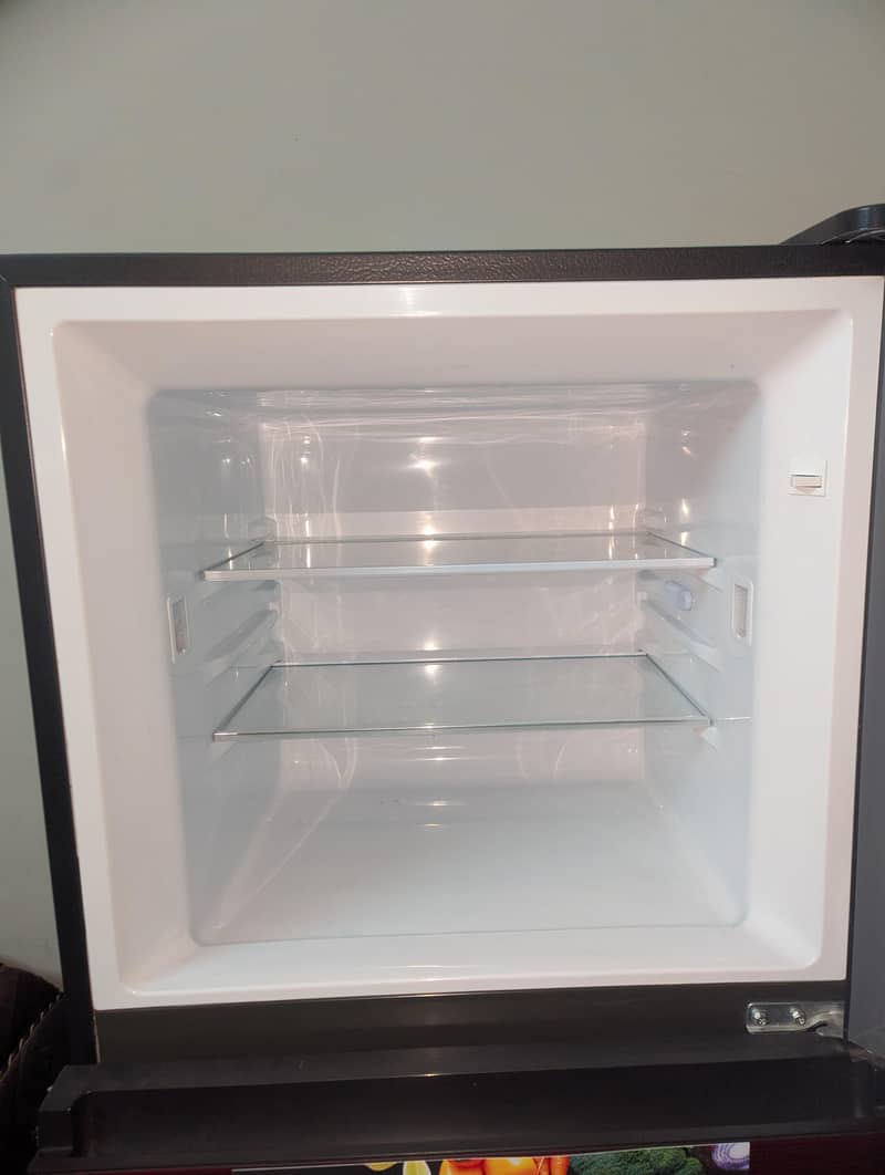 Fridge 8