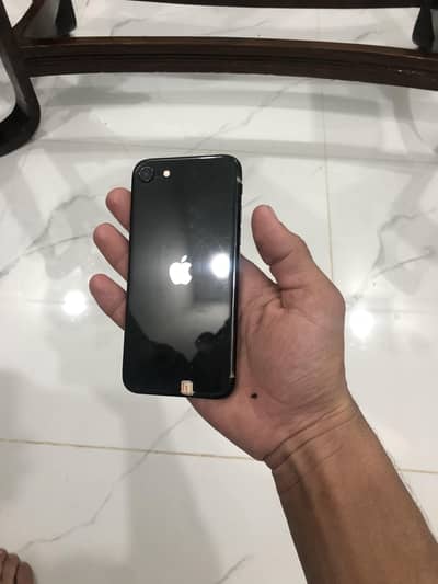 iPhone SE 2020