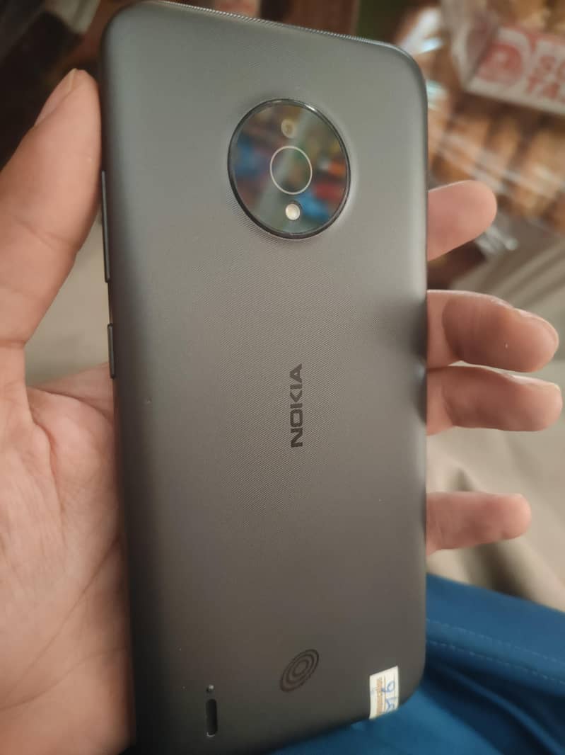 Nokia C200 0