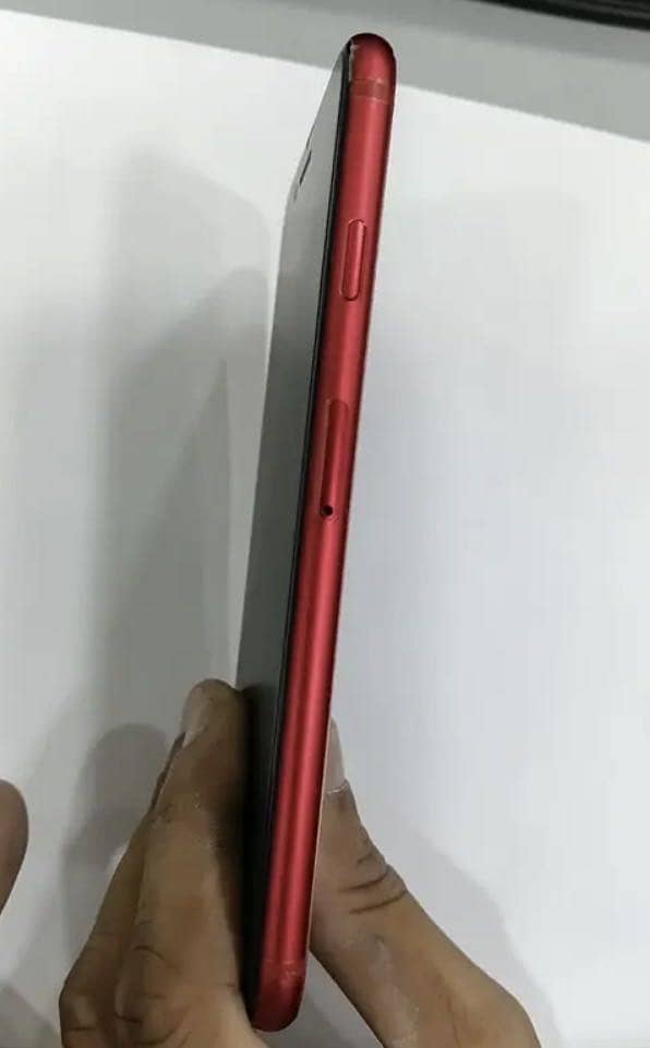 Apple iPhone SE 4