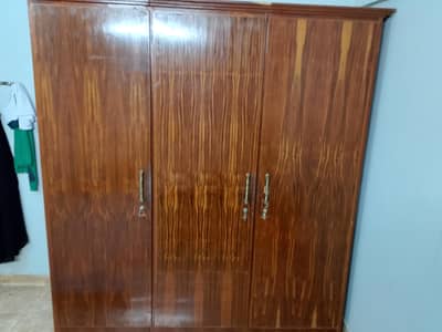Wardrobe 7Ft Long Condition Like New