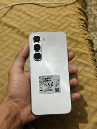 Infinix Hot 60 Pro
