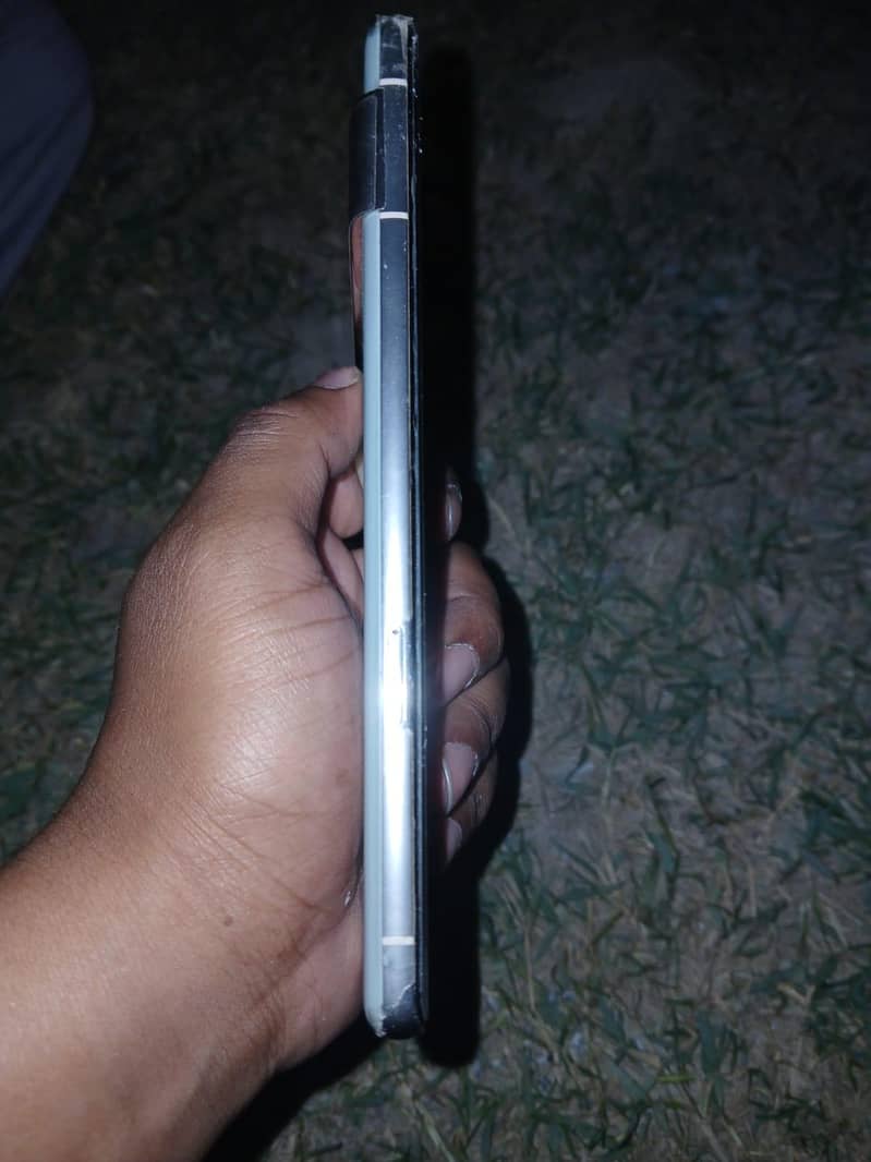 Google Pixel 7 Pro 4
