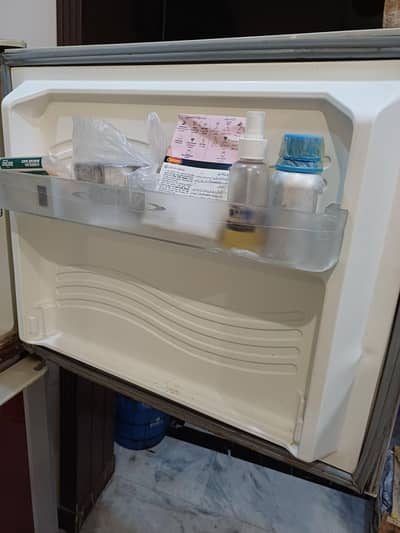 Dawlance fridge for sale.