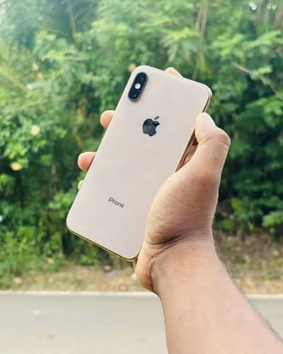 iPhone xs PTA