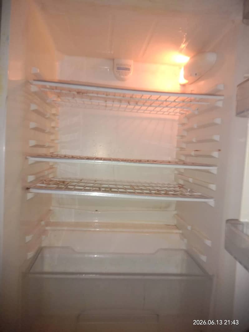 Refrigerator 5