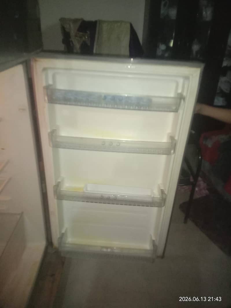 Refrigerator 8