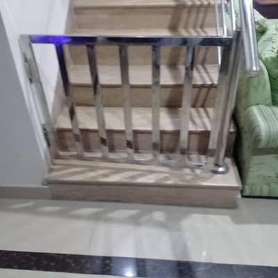 Child Safety Gates for Stairs