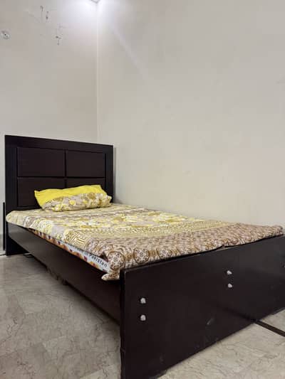 2 Single beds without mattress