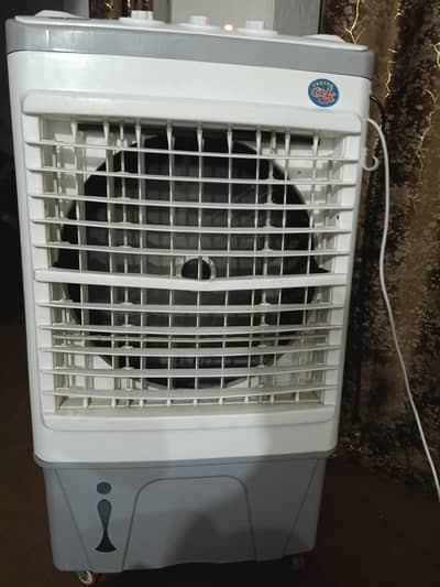 Ac DC room cooler for sale only 2 month use