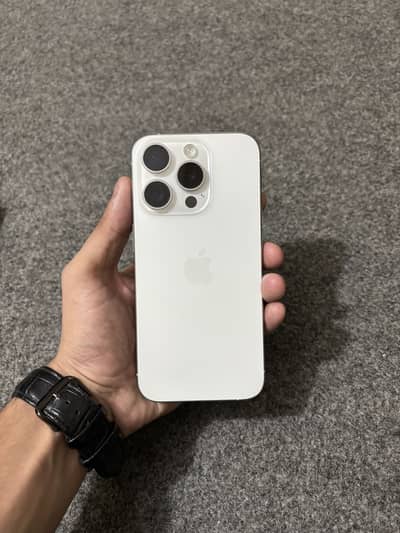 iPhone 15 Pro jv 128gb with box