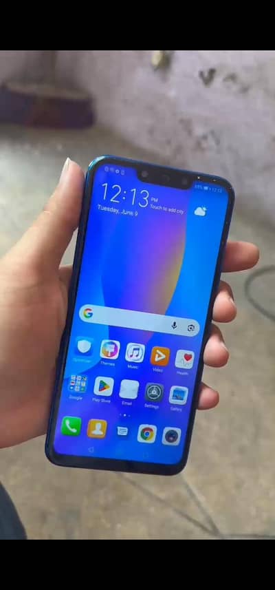 Huawei Nova 3i.   4/64