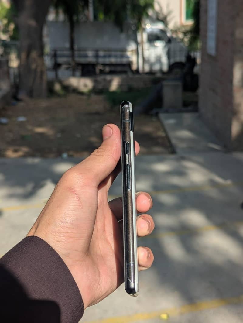 Google Pixel 6a 1