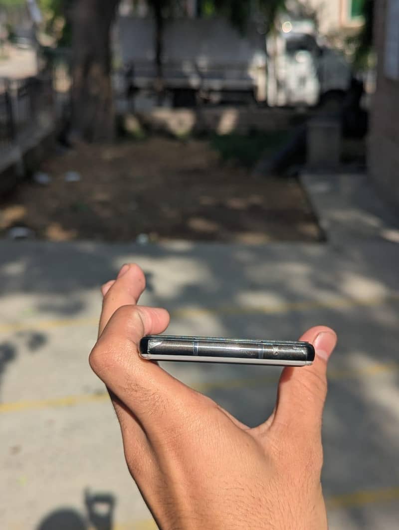 Google Pixel 6a 4