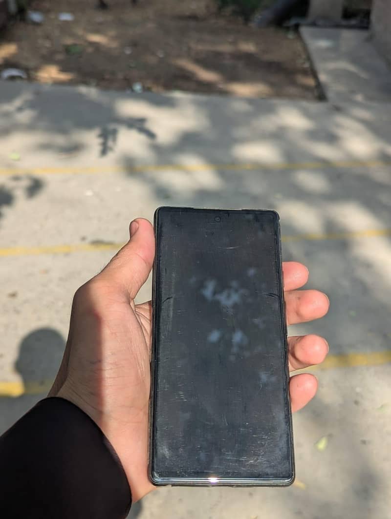 Google Pixel 6a 5