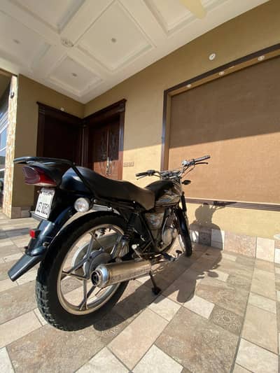 SUZUKI GS 150