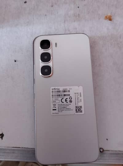 Infinix Hot 60 Pro Fresh Condition – Serious Buyers Only