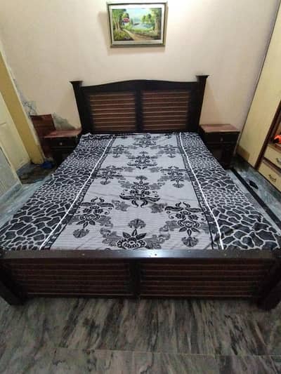 Double Bed with Side Tables