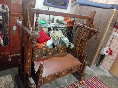 Chinioti jhula made by sheesham wood